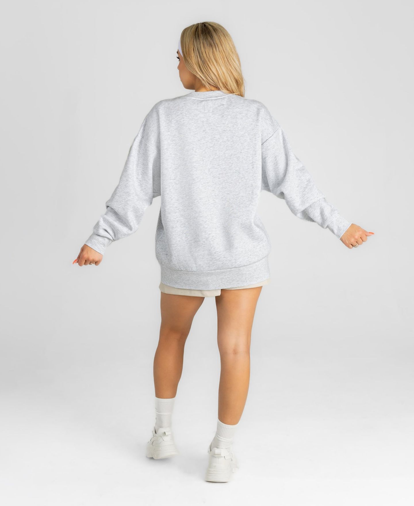 Женская толстовка Gameday Couture Heather Gray Detroit Lions Chasing Victory Rhinestone Spray Oversized Fleece — фото 3