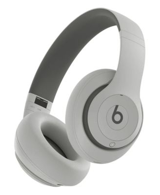 Studio Pro Wireless Noise-Cancelling Headphones