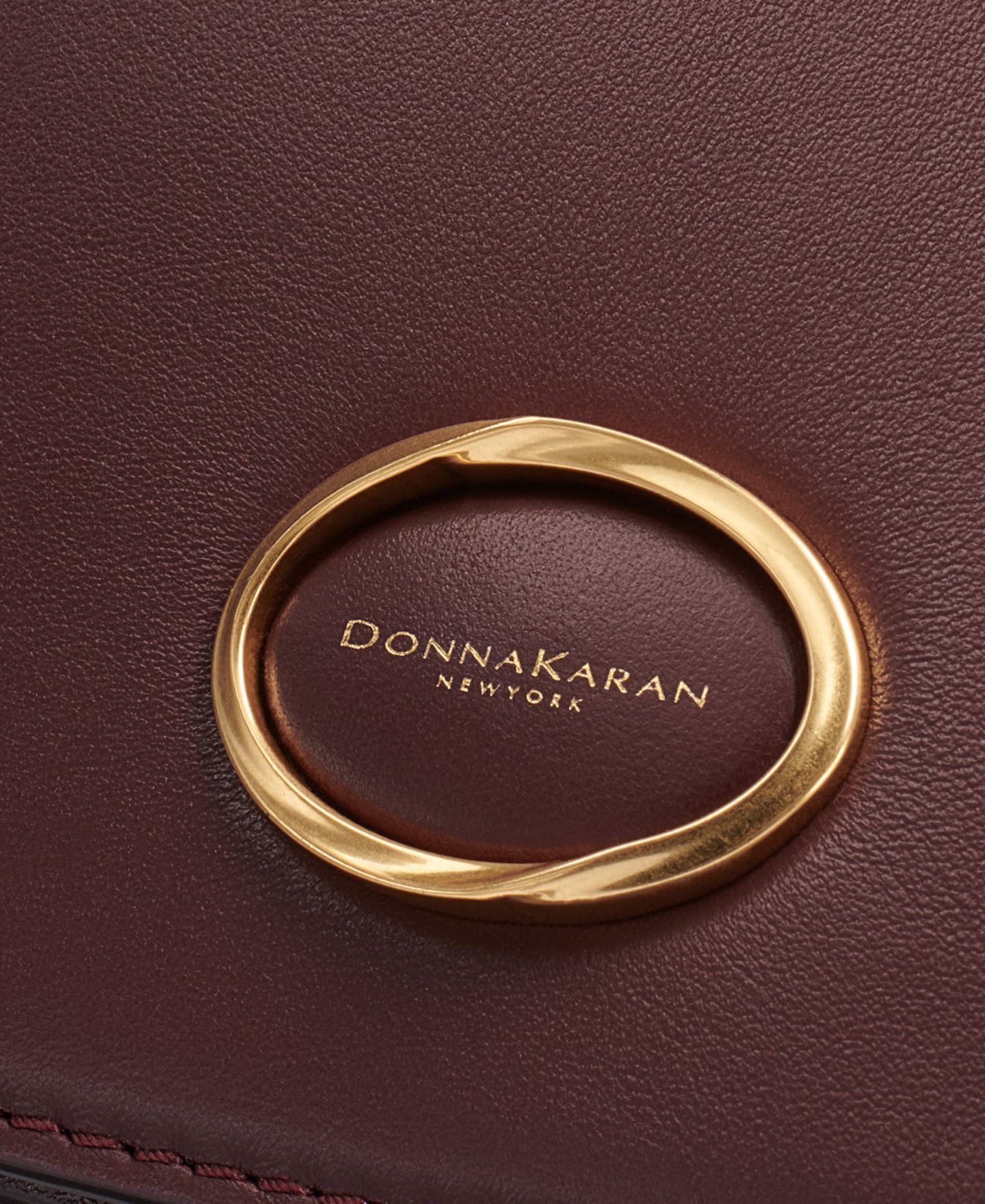Женская сумка Donna Karan New York Madras Small Leather Crossbody, цвет: Чёрный вишнёвый — фото 6