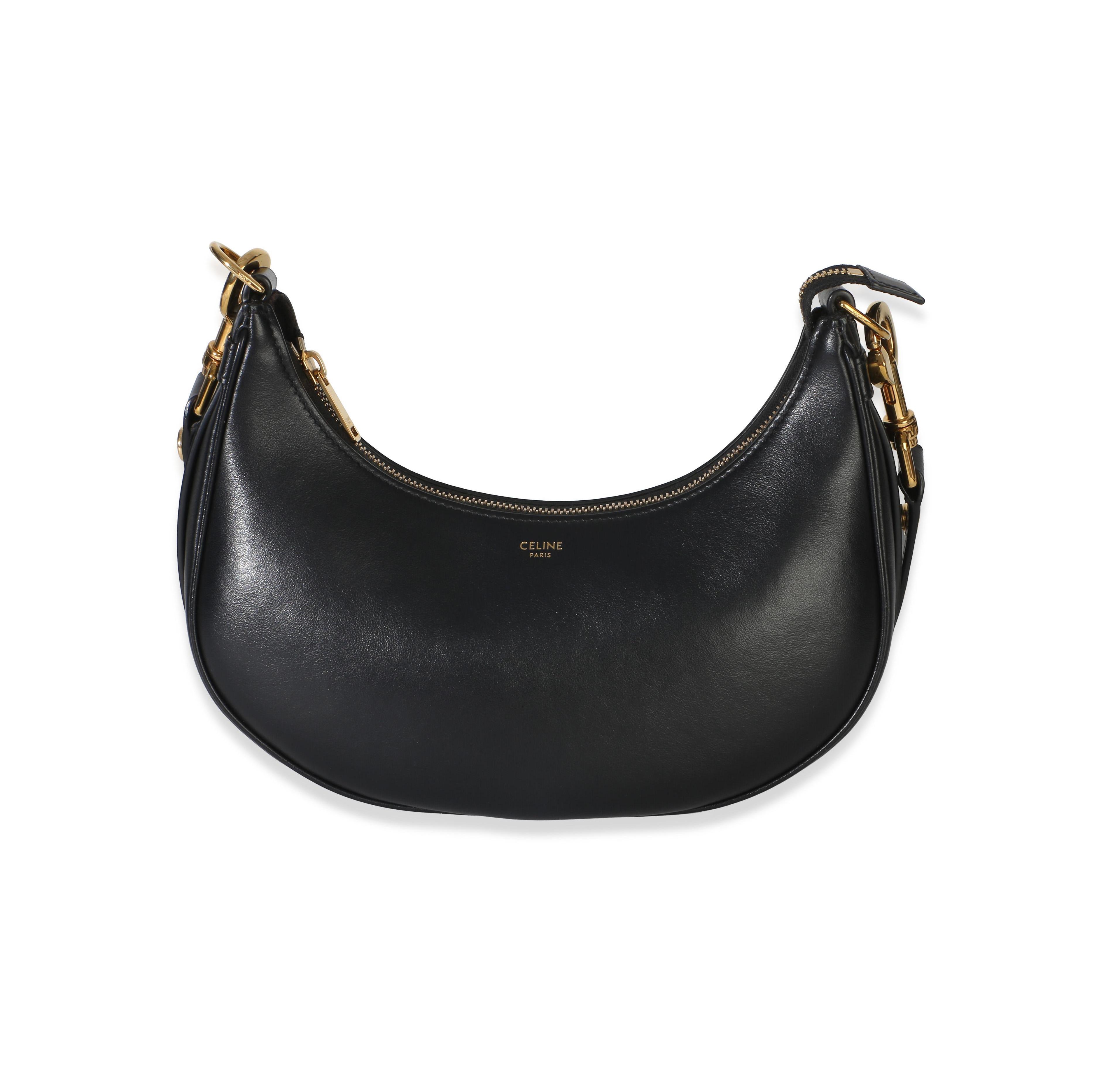 Pre-Owned Celine Black Smooth Calfskin Medium Ava Strap Bag