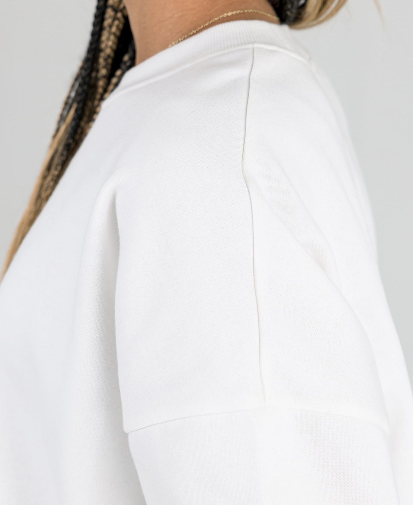 Женская толстовка Gameday Couture White Miami Hurricanes Oversized Premium Fleece — фото 3