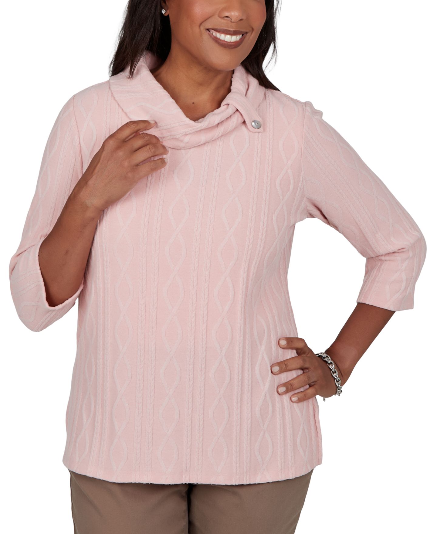 Женский свитер Alfred Dunner Petite Cable-Knit Cowl Neck 3/4-Sleeve Pullover Top, цвет: Абрикосовый — фото 1