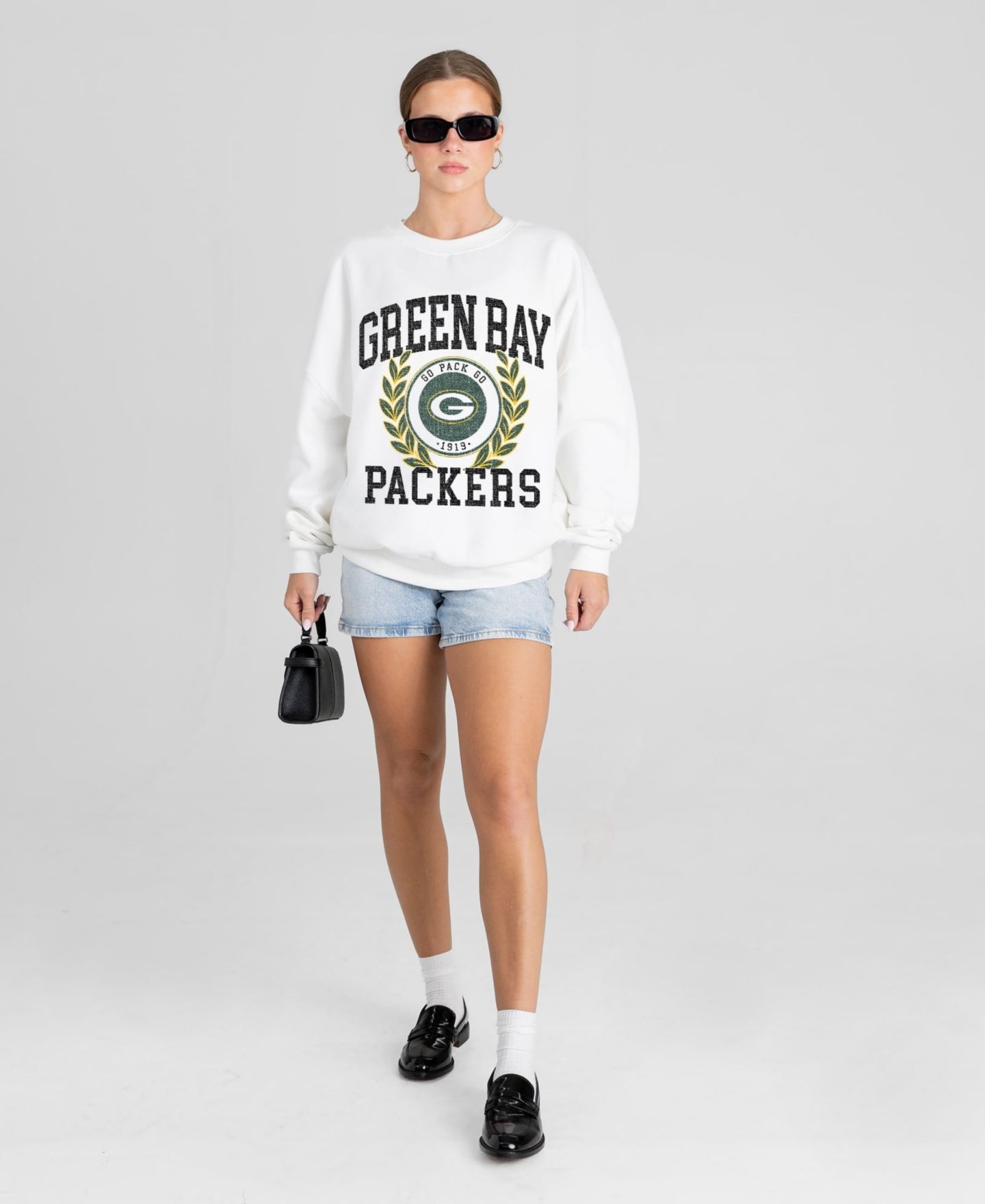 Женская толстовка Gameday Couture White Green Bay Packers Gold Standard Oversized Premium Drop Shoulder — фото 3