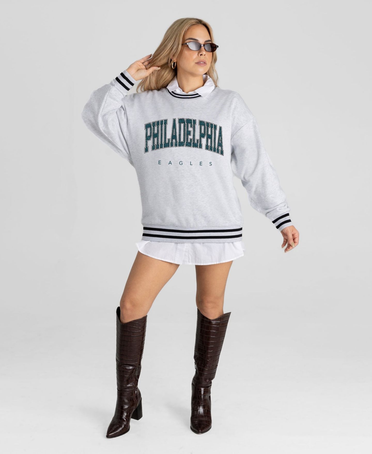 Женская толстовка Gameday Couture Ash Philadelphia Eagles Oversized Easy Energy Ringer Stripe — фото 3