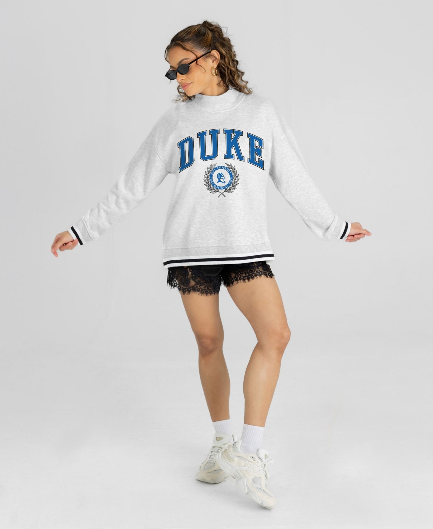 Женская толстовка Gameday Couture Ash Duke Blue Devils Rally Point Contrast Stripe Mock Neck — фото 5
