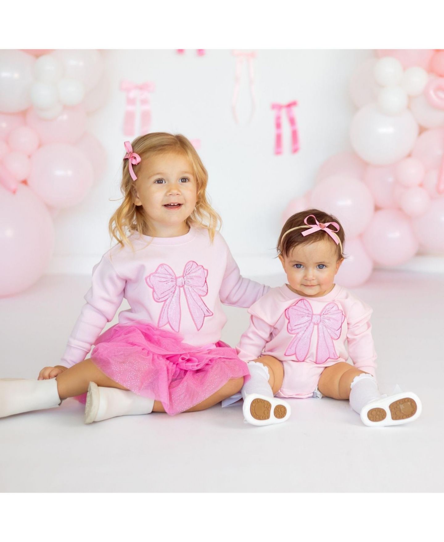 Толстовка Sweet Wink Sequin Bow Patch Crewneck Long-Sleeve для девочек-малышей, цвет: Розовый — фото 5