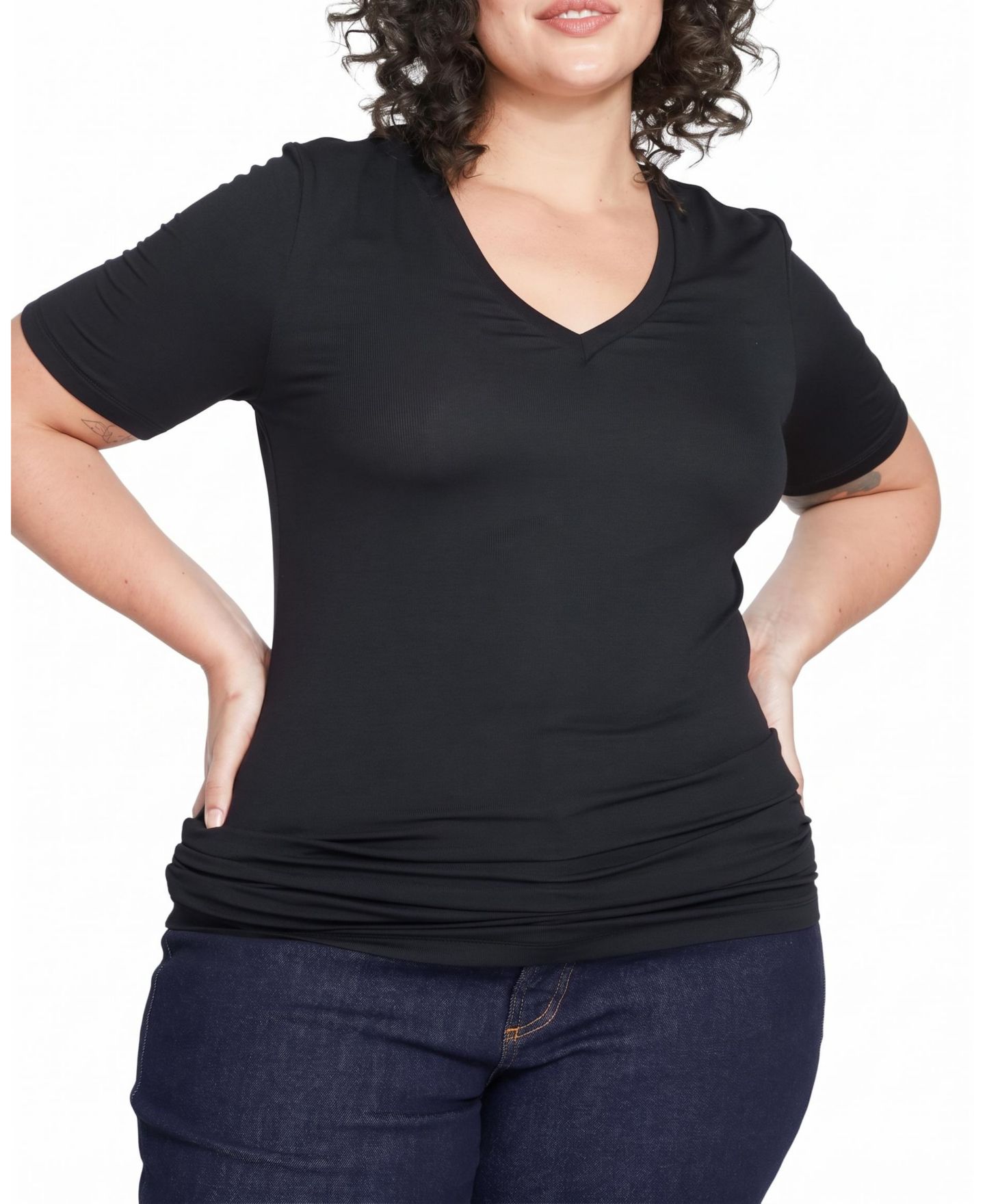 Женская футболка Universal Standard Plus Size Cloud Rib Short Sleeve V-Neck, цвет: Чёрный — фото 1