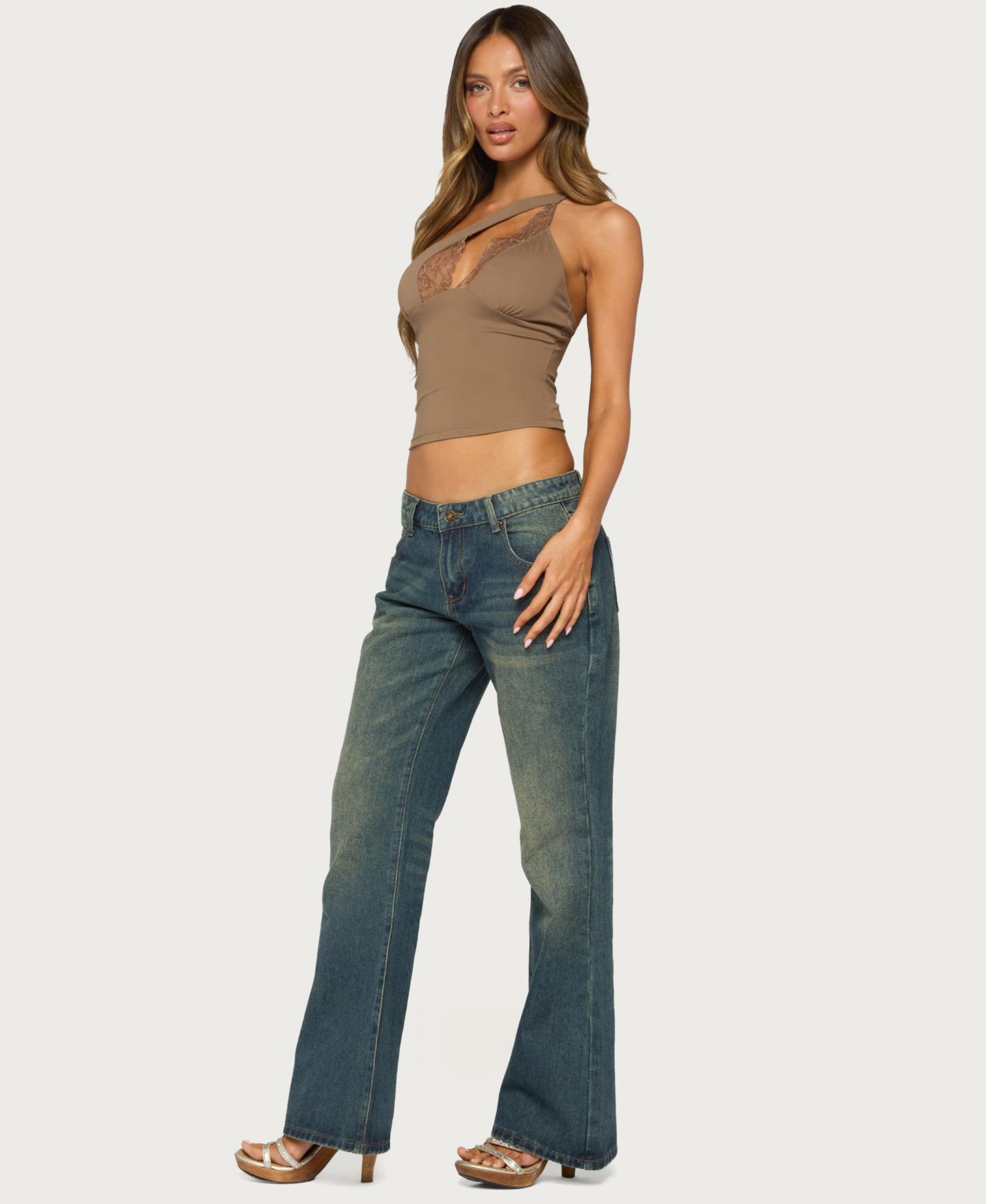 Женский топ Edikted One Shoulder Peekaboo Lacey Cutout, цвет: Коричневый — фото 3
