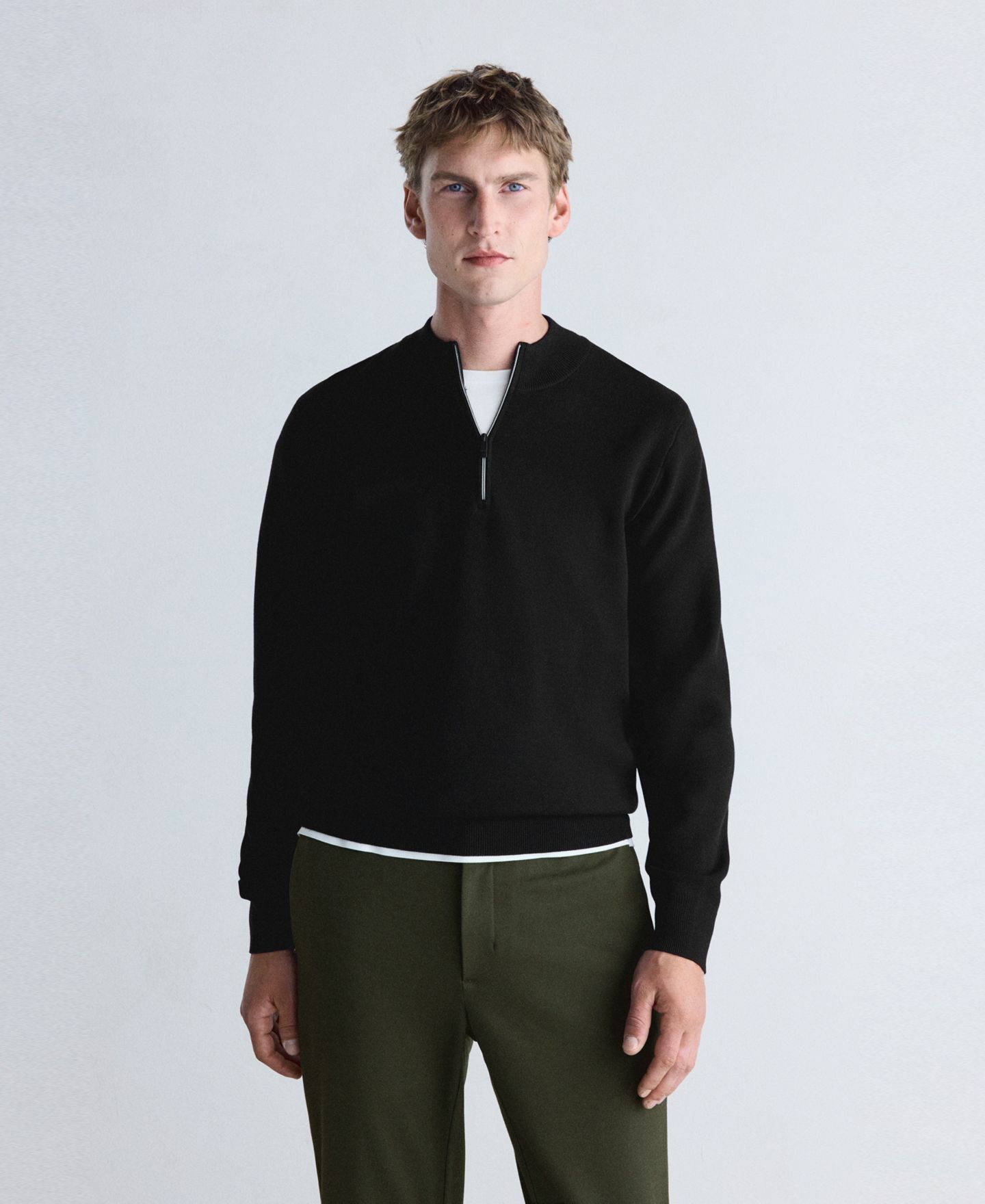 Мужской свитер Mango Jersey Luxusp Quarter-Zip Slim-Fit, цвет: Чёрный — фото 5