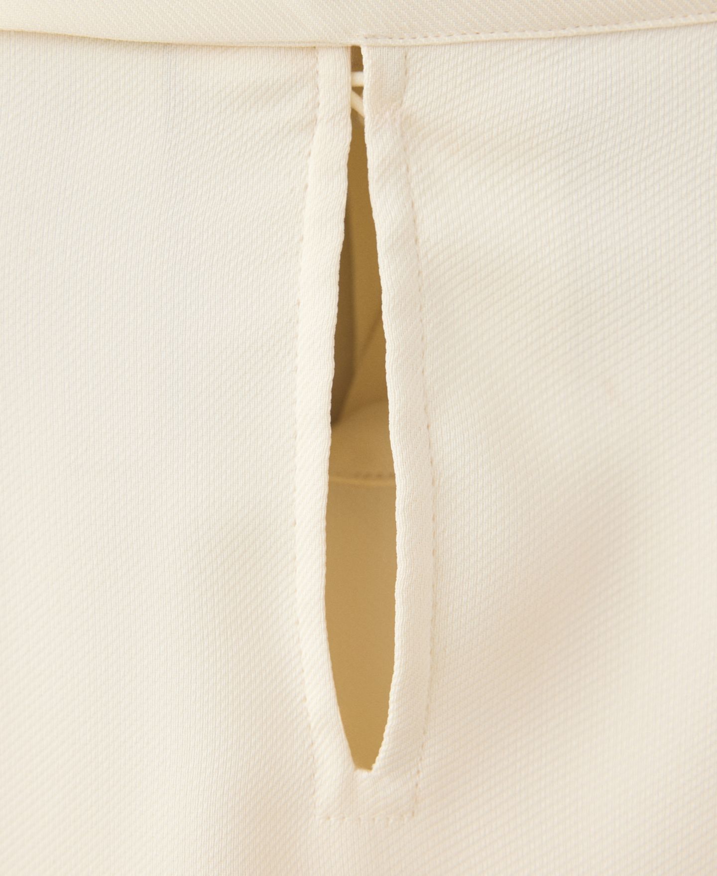Женская блузка Mango Long-Sleeve Turtleneck Scarf-Detail, цвет: Экрю — фото 7
