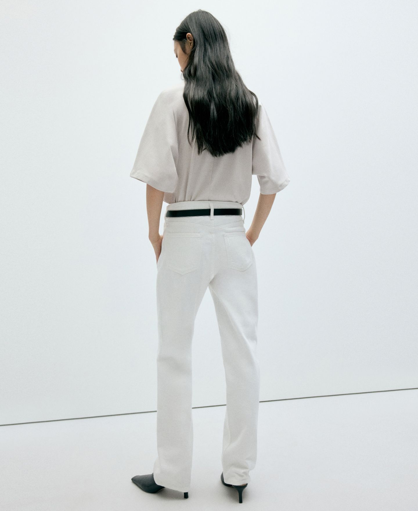 Женская футболка Mango Oversized Seam Detail, цвет: Серый — фото 4