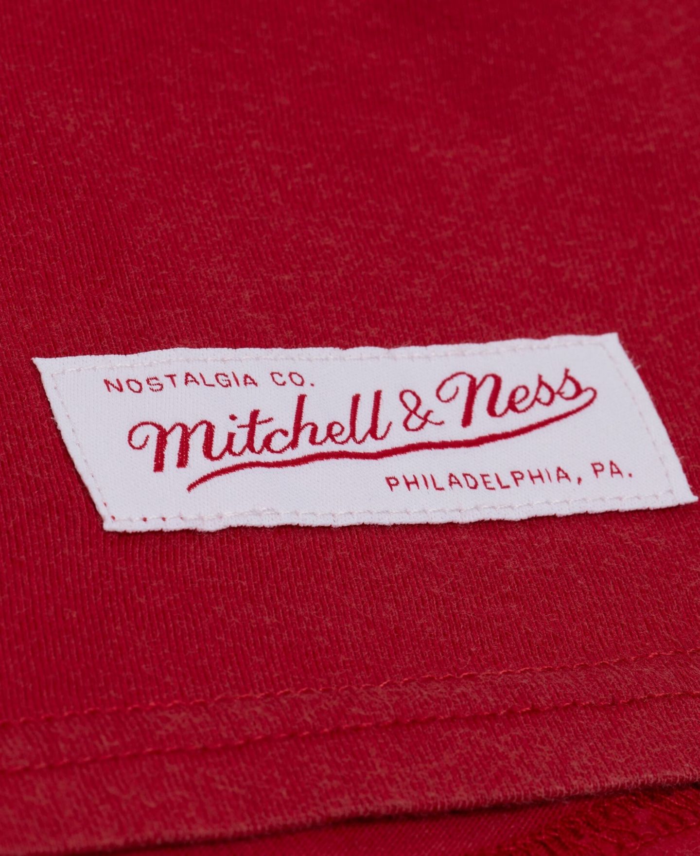 Женская футболка Mitchell & Ness Mitchell Ness Scarlet San Francisco 49ers Core Essentials Micro Logo Boxy Crop — фото 5
