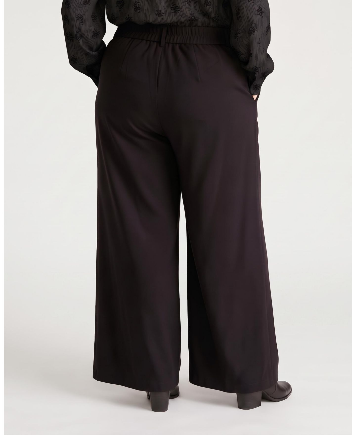 Женские брюки Universal Standard Plus Size All Day Palais Wide Leg, цвет: Чёрный — фото 4