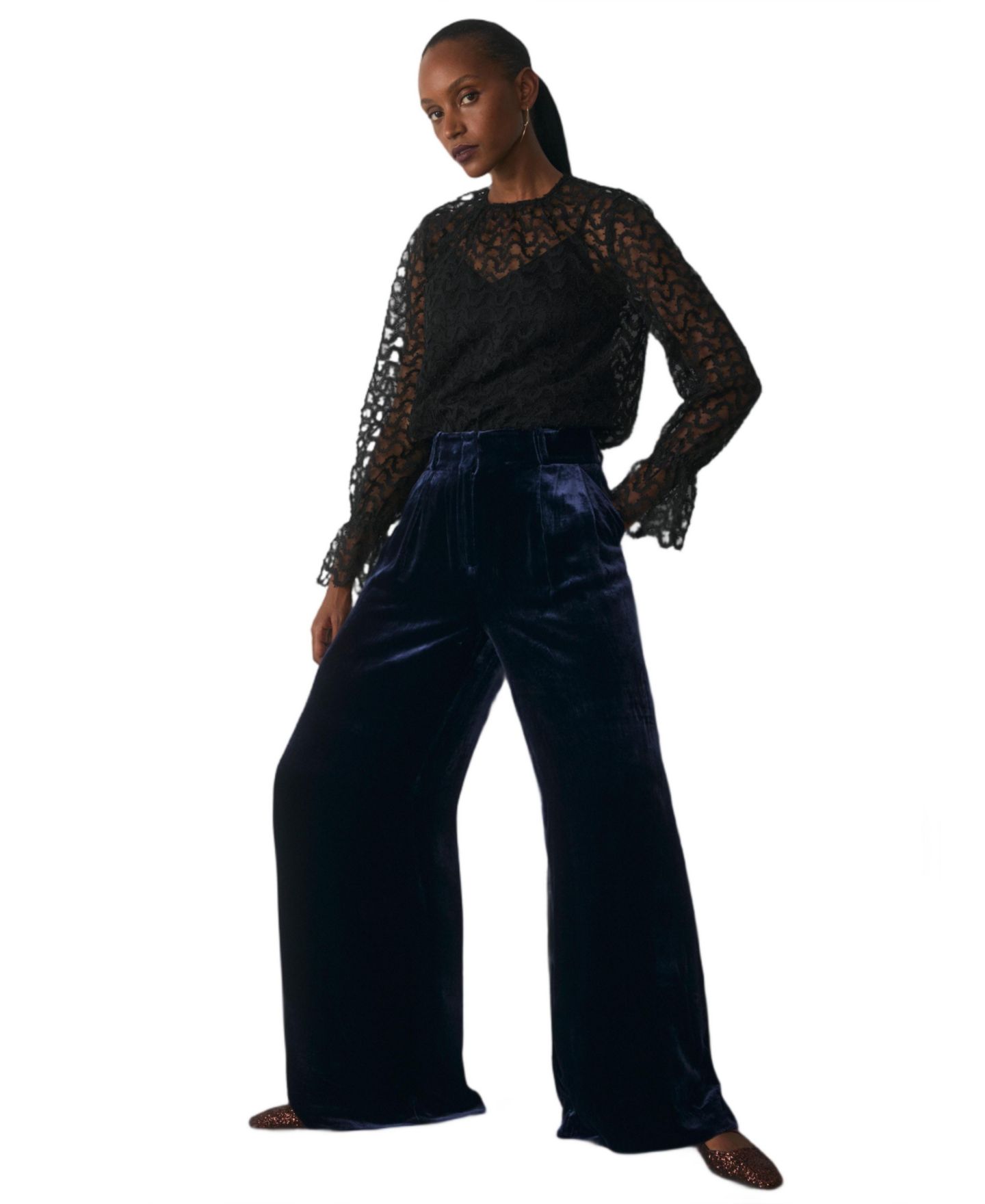 Женские брюки The Fold Lyon Velvet Wide-Leg High-Waisted, цвет: Тёмно-синий — фото 5
