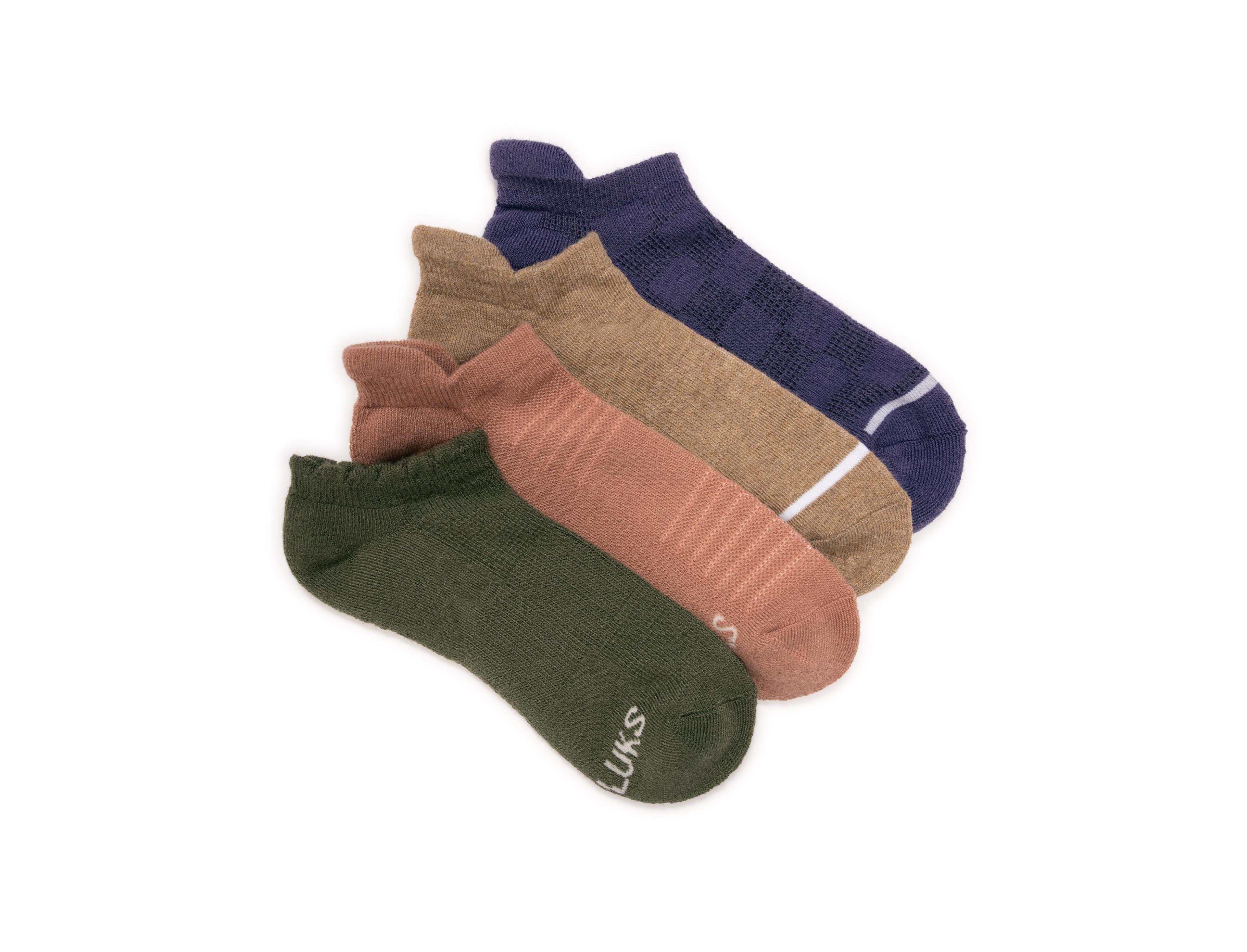 Muk Luks Women's Dream Step Sporty Low Cut Socks, 4-Pack