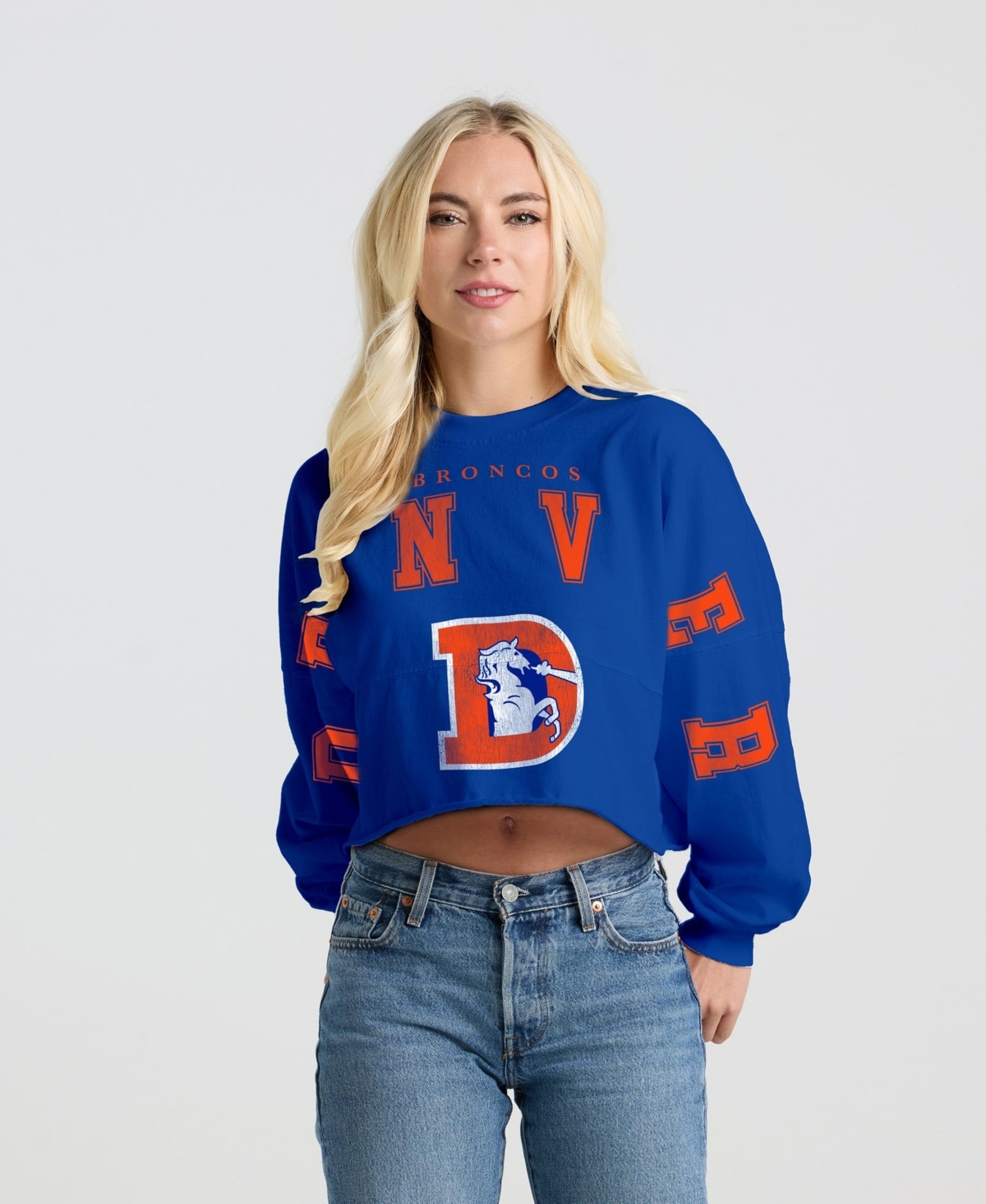 Spirit Jersey Women's Royal Denver Broncos Cropped Long-Sleeve T-Shirt - Royal
