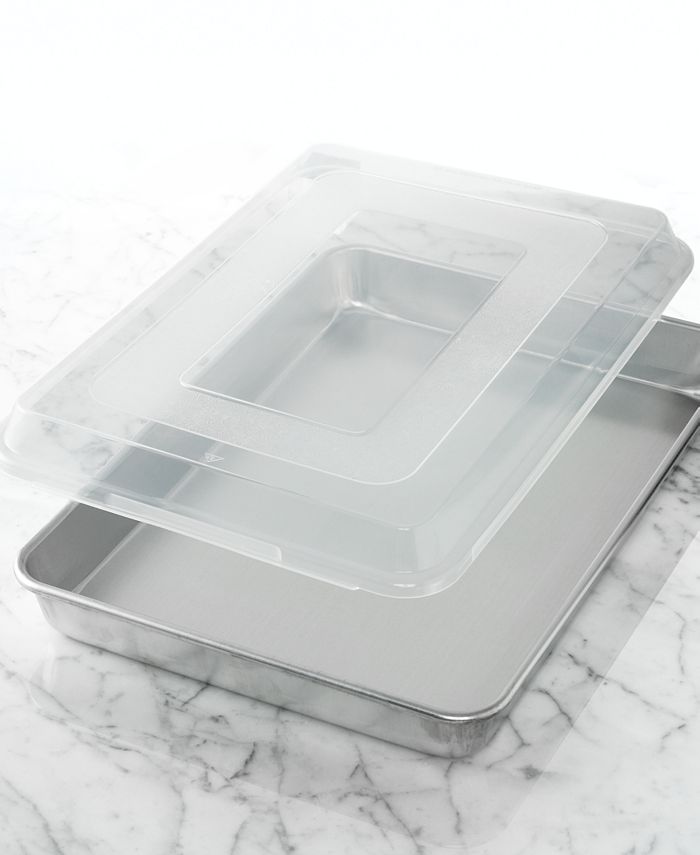 Nordic Ware - Commercial Covered Baking Pan, 13" x 18"