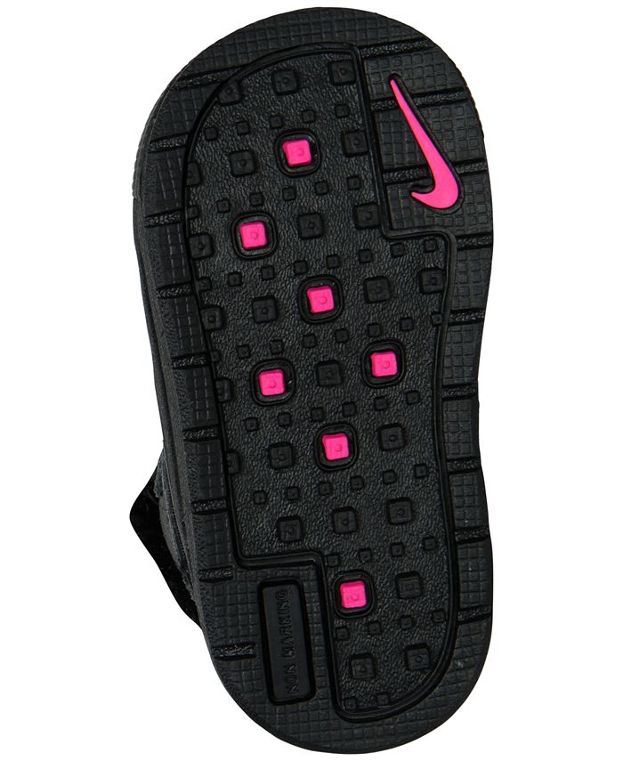 nike woodside chukka boots