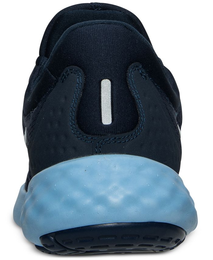 skyelux nike mens