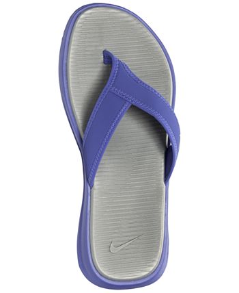 Nike Men's Celso Plus Thong Sandals From Finish Line in Red for