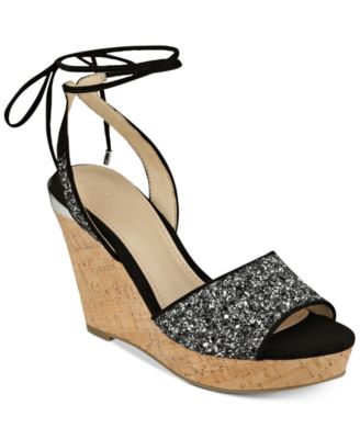 GUESS - Women's Edinna Wedge Sandals