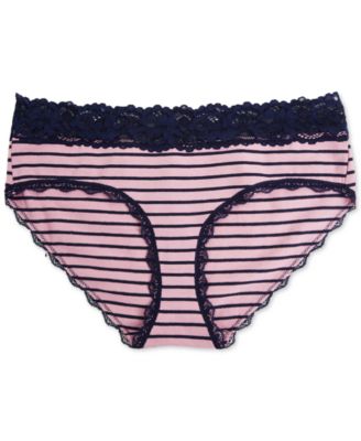 Jessica Simpson - Maternity Lace-Trim Hipster Briefs