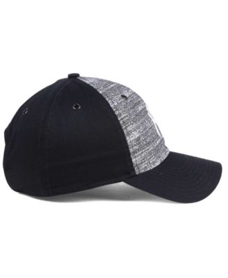 Nike New York Yankees New Day Easy Adjustable Cap