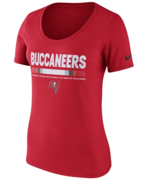 UPC 888507000460 product image for Nike Women's Tampa Bay Buccaneers Cotton Team Scoop T-Shirt | upcitemdb.com
