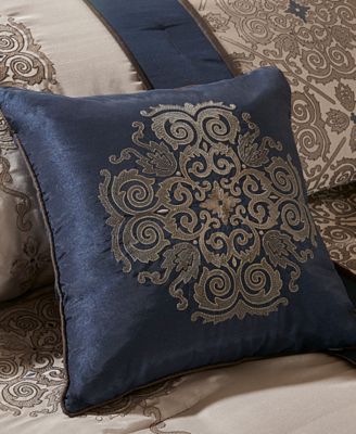 Donovan Jacquard Medallion 7-Pc. Comforter Sets