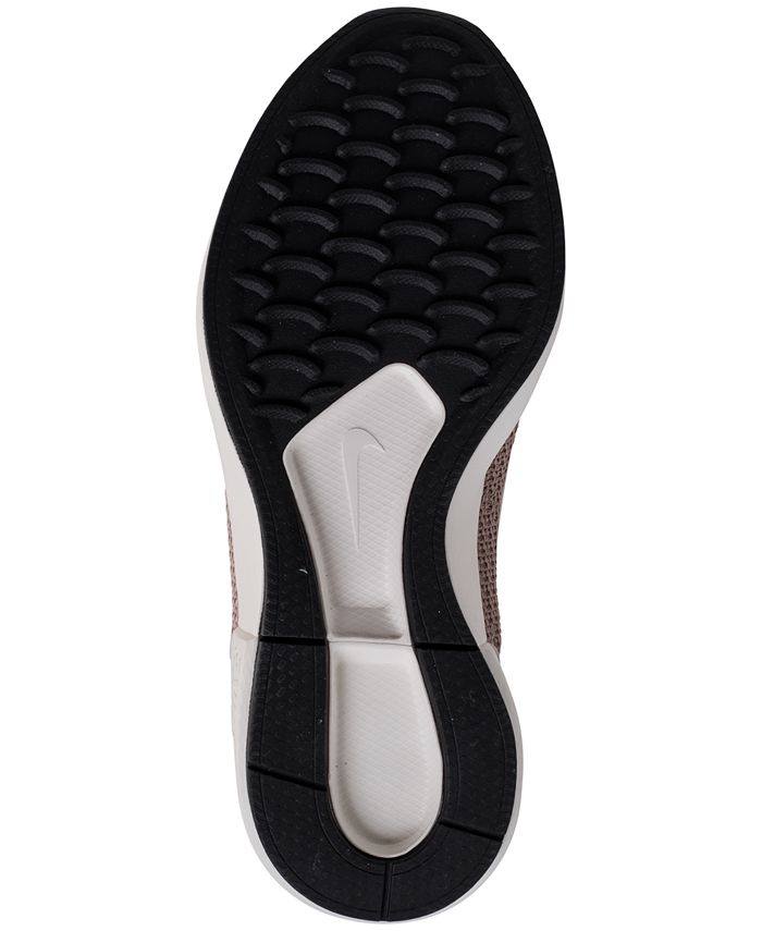 nike duel racer women's