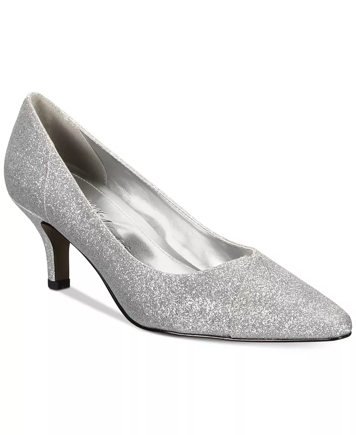 https://slimages.macysassets.com/is/image/MCY/products/4/optimized/9061534_fpx.tif?op_sharpen=1&wid=700&fit=fit,1&fmt=webp