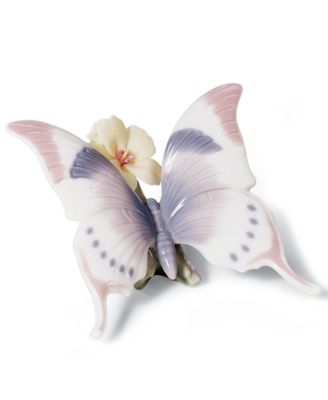 Lladró - A Moment's Rest Figurine