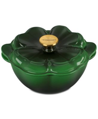 Le Creuset - 2.25-Qt. Clover Dutch Oven