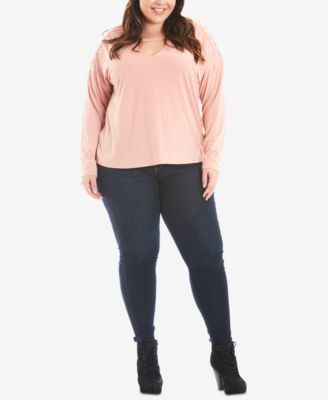 Eyeshadow - Trendy Plus Size Keyhole Top