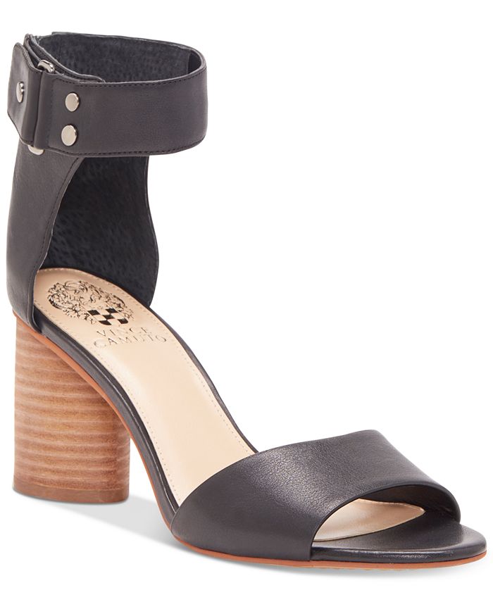Vince camuto top jannali