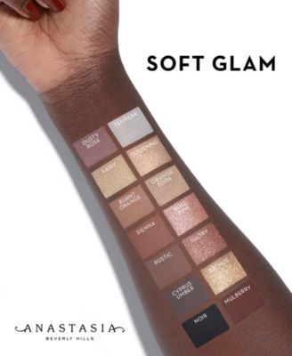 Soft Glam Eye Shadow Palette
