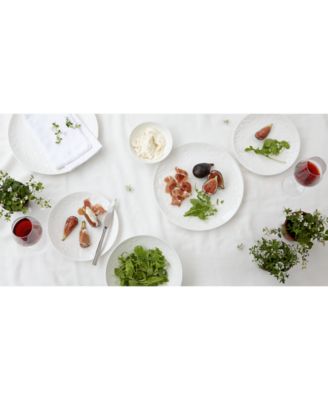 Wild Strawberry Dinnerware Collection 