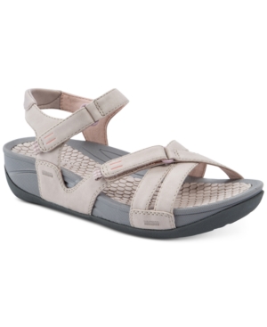 Baretraps Danny Women's Casual Sandal Women's Shoes