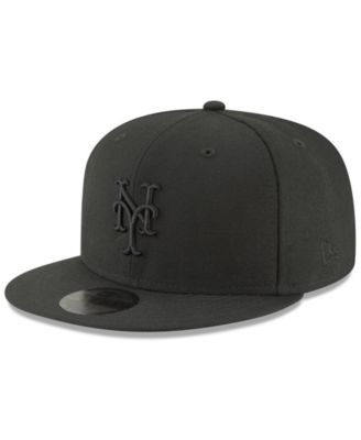black on black mets hat