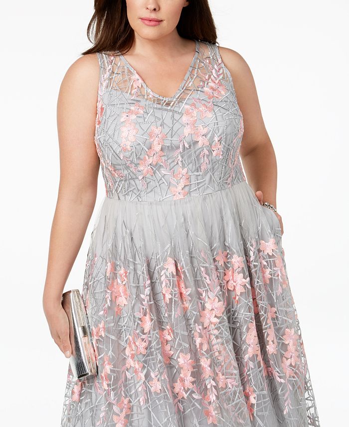 Enchanting V-Neck Embroidered Gown: Elevate Your Special Moments