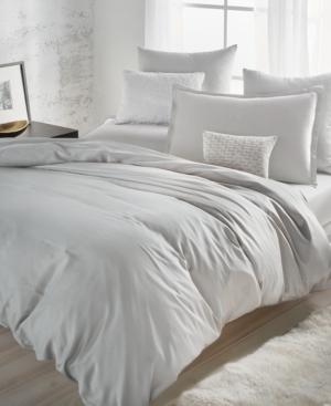 Bedding sets help create the room of your dreams instantly and confidently.