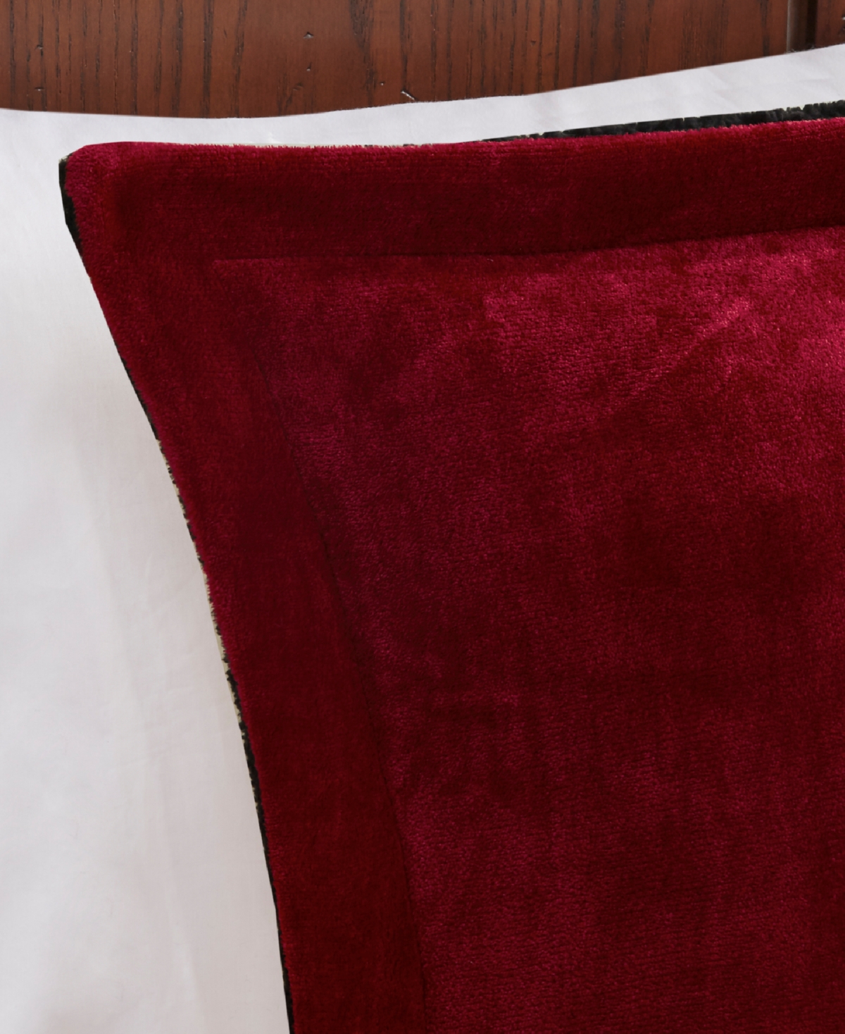 Macy's Alton 4-pc. Comforter Set, Full/queen In Red,black