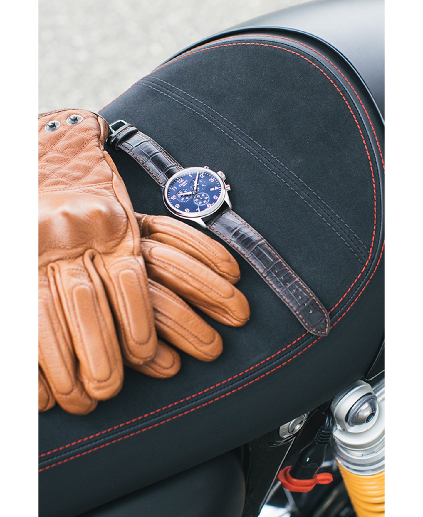 Мужской хронограф Tissot Chrono XL Classic T-Sport с коричневым кожаным ремешком, 45 мм, цвет: Коричневый / Синий — фото 4