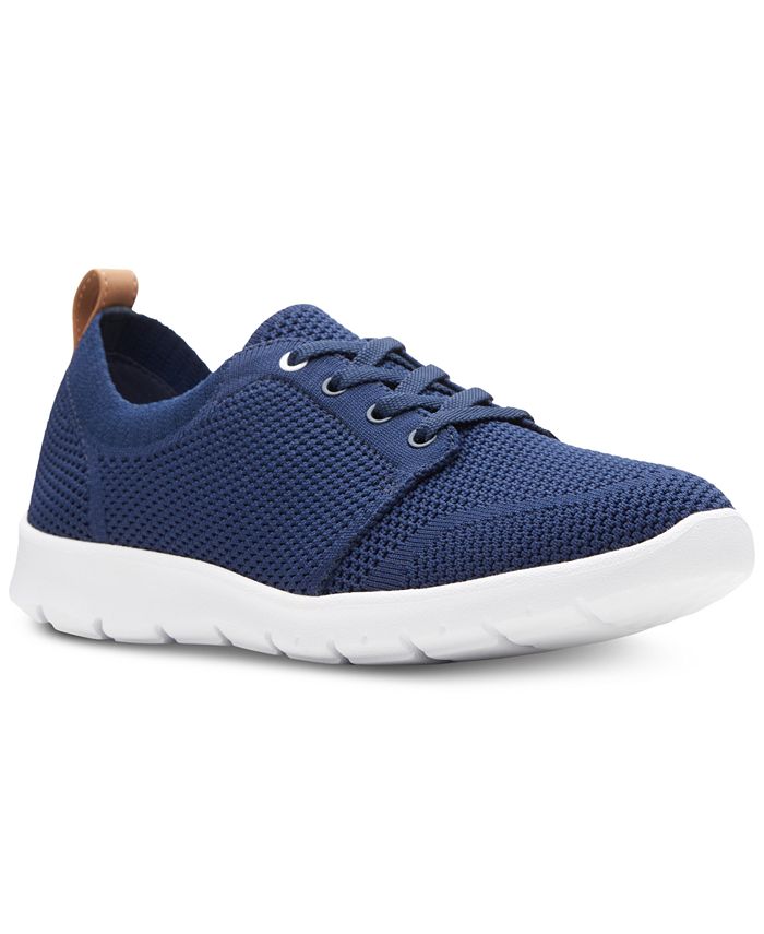 Macy's clarks shoes store