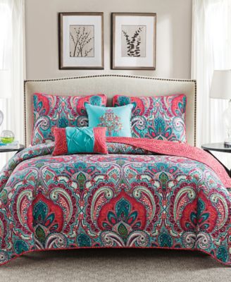 Vcny Home Casa Real Reversible Quilt Set Collection In Coral