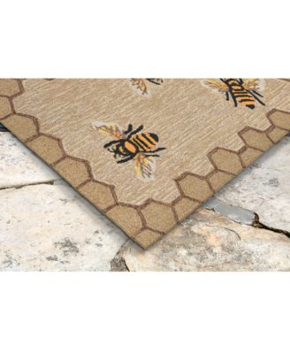 Liora Manne Front Porch Indoor/Outdoor Honeycomb Bee Natural 2' x 3' Area Rug