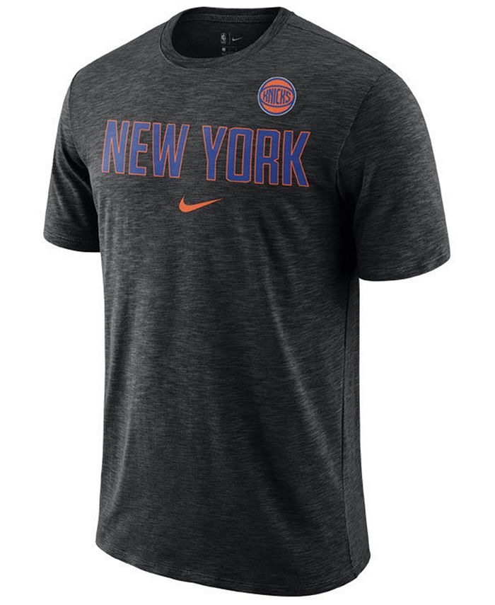 Nike Men's New York Knicks Essential Facility T-Shirt - Macy's