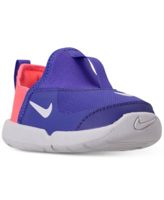 lil swoosh nike