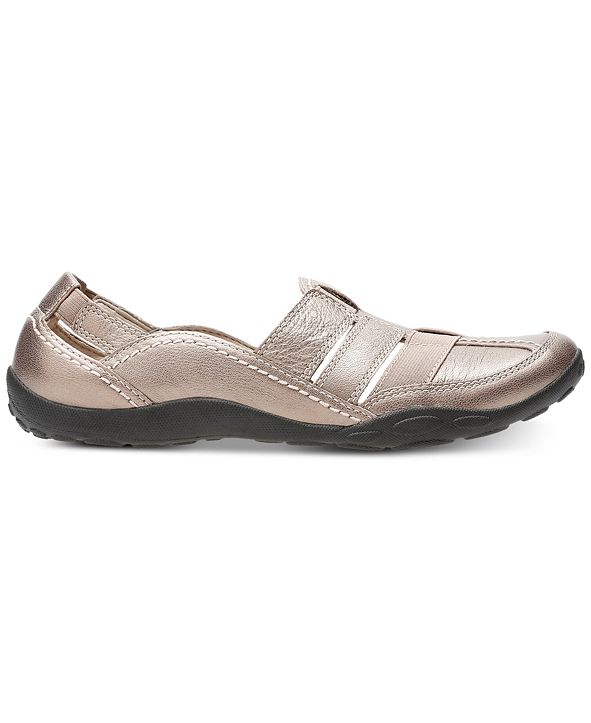 clarks haley slip on