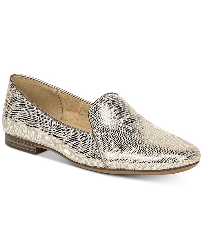 Emiline flats on sale